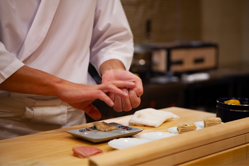 elaboracion del sushi: tradición de los Itamae